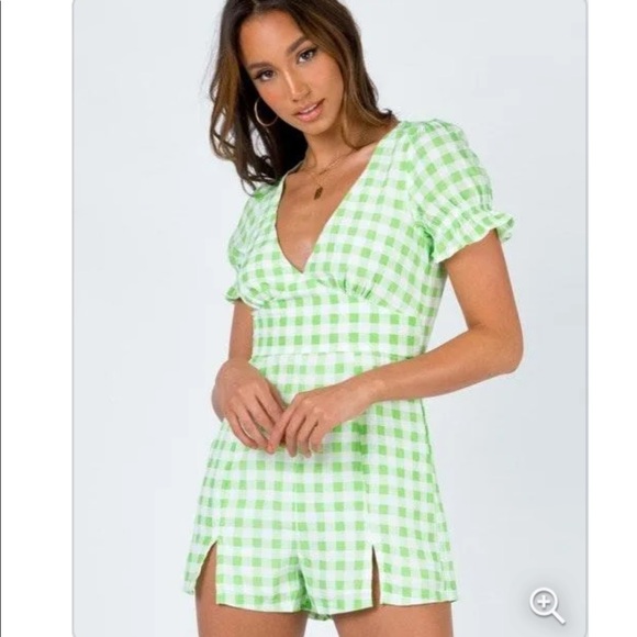 Princess Polly Pants - Never Worn Princess Polly gingham romper